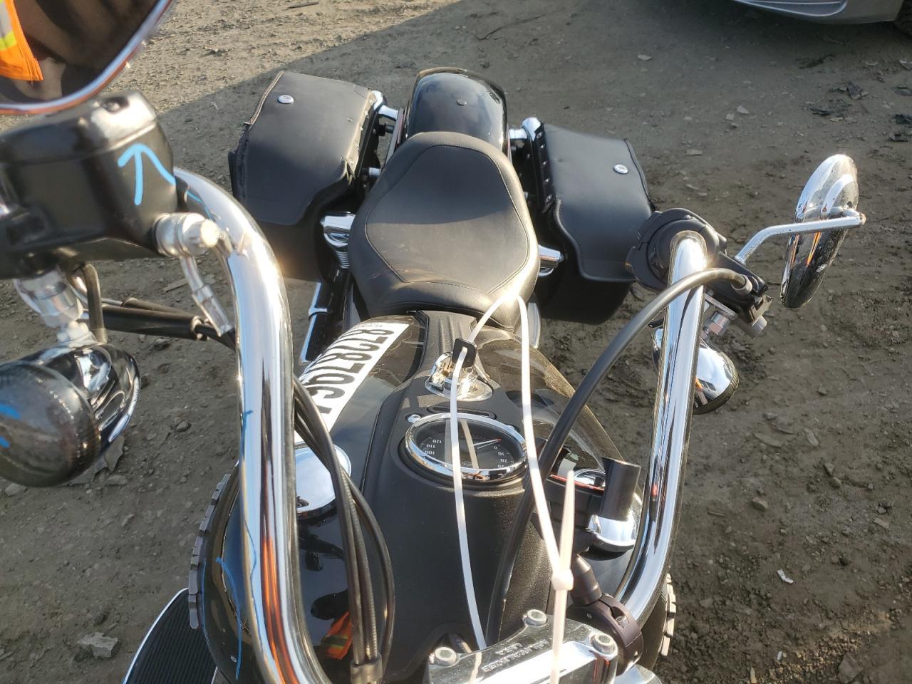 2017 Harley-Davidson Fxdb Dyna Street Bob - Фото 5