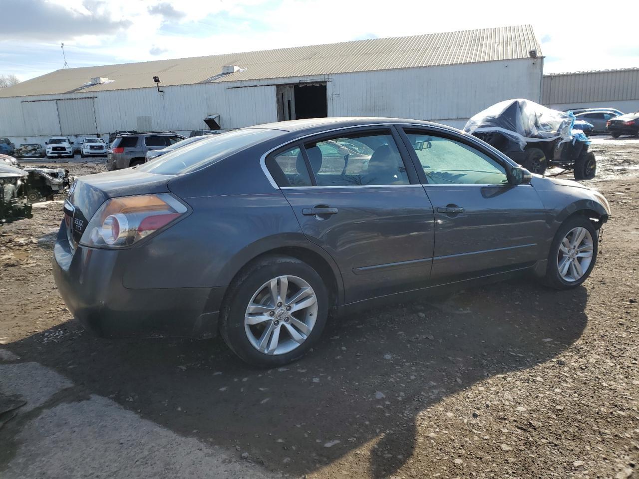 2012 Nissan Altima Sr - Фото 3
