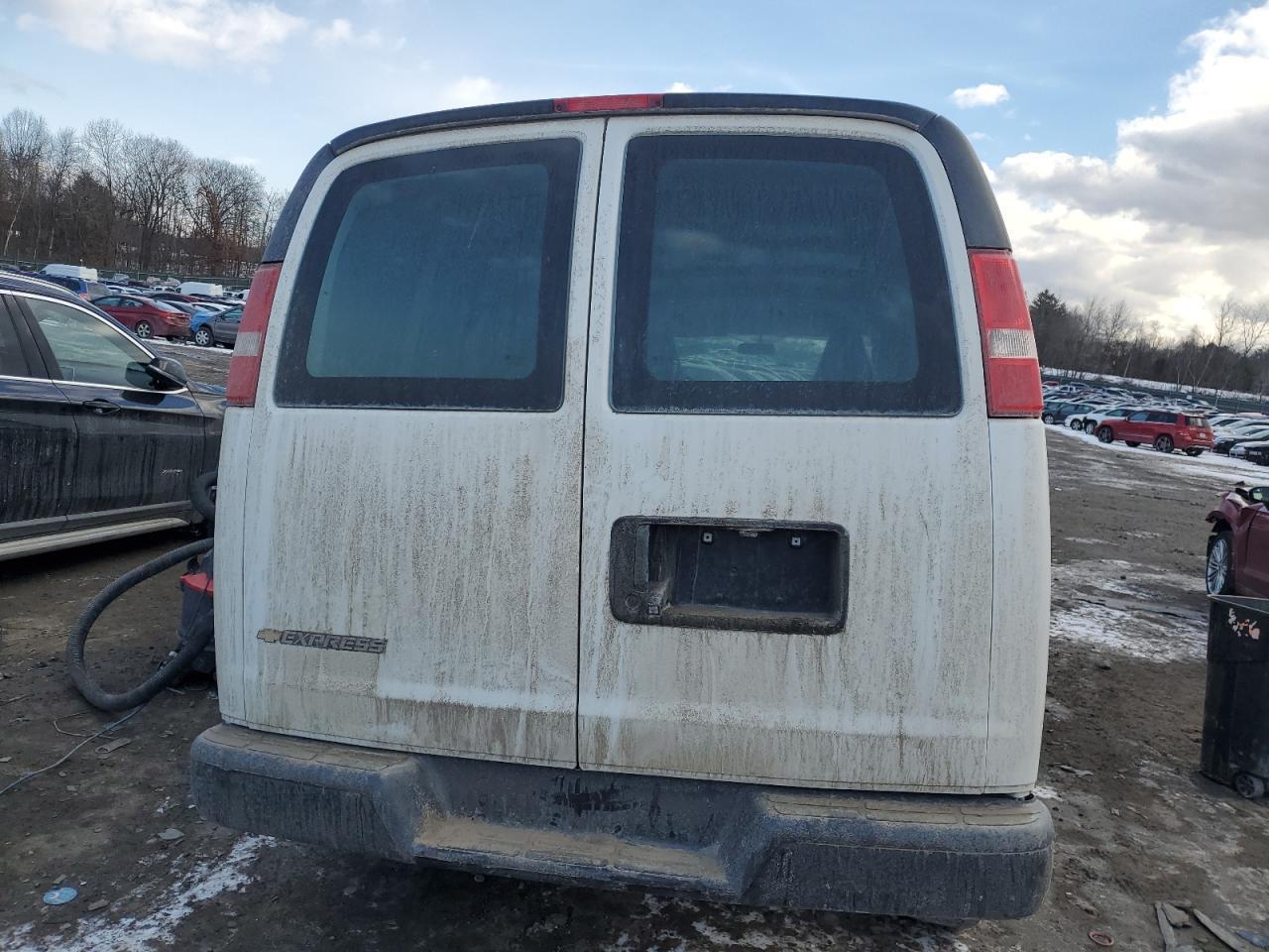 2021 Chevrolet Express G2500 - Фото 6