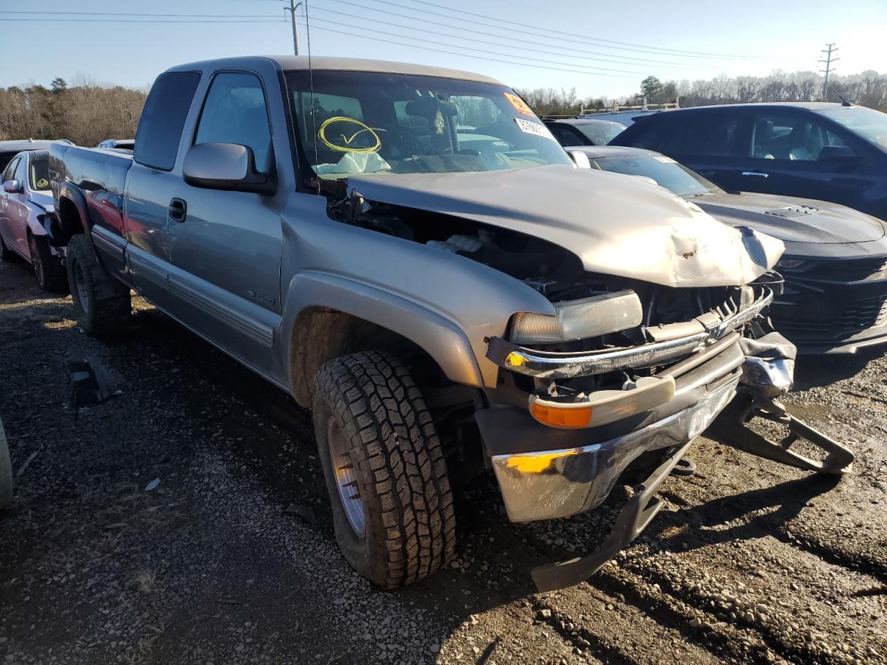 2000 Chevrolet Silverado K2500 - Image 4