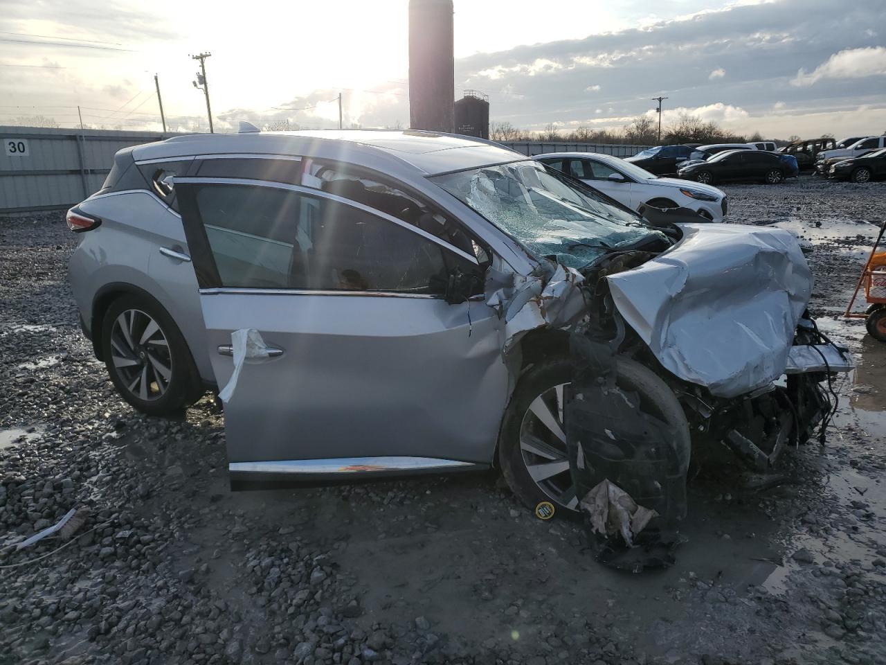 2018 Nissan Murano S - Image 4