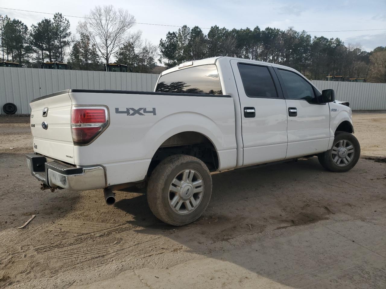 2014 Ford F 150 - Фото 3