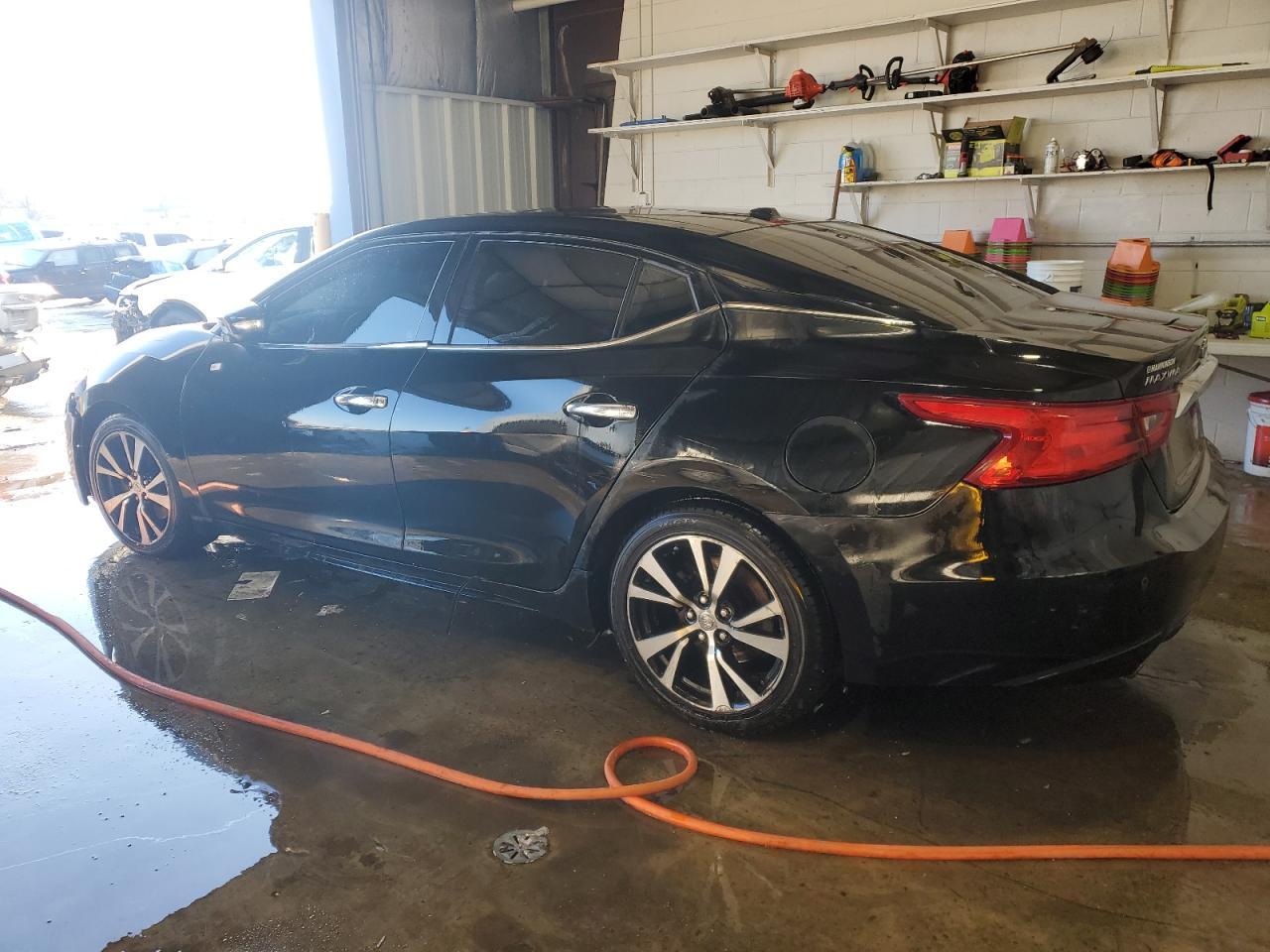 2018 Nissan Maxima 3.5S - Image 2