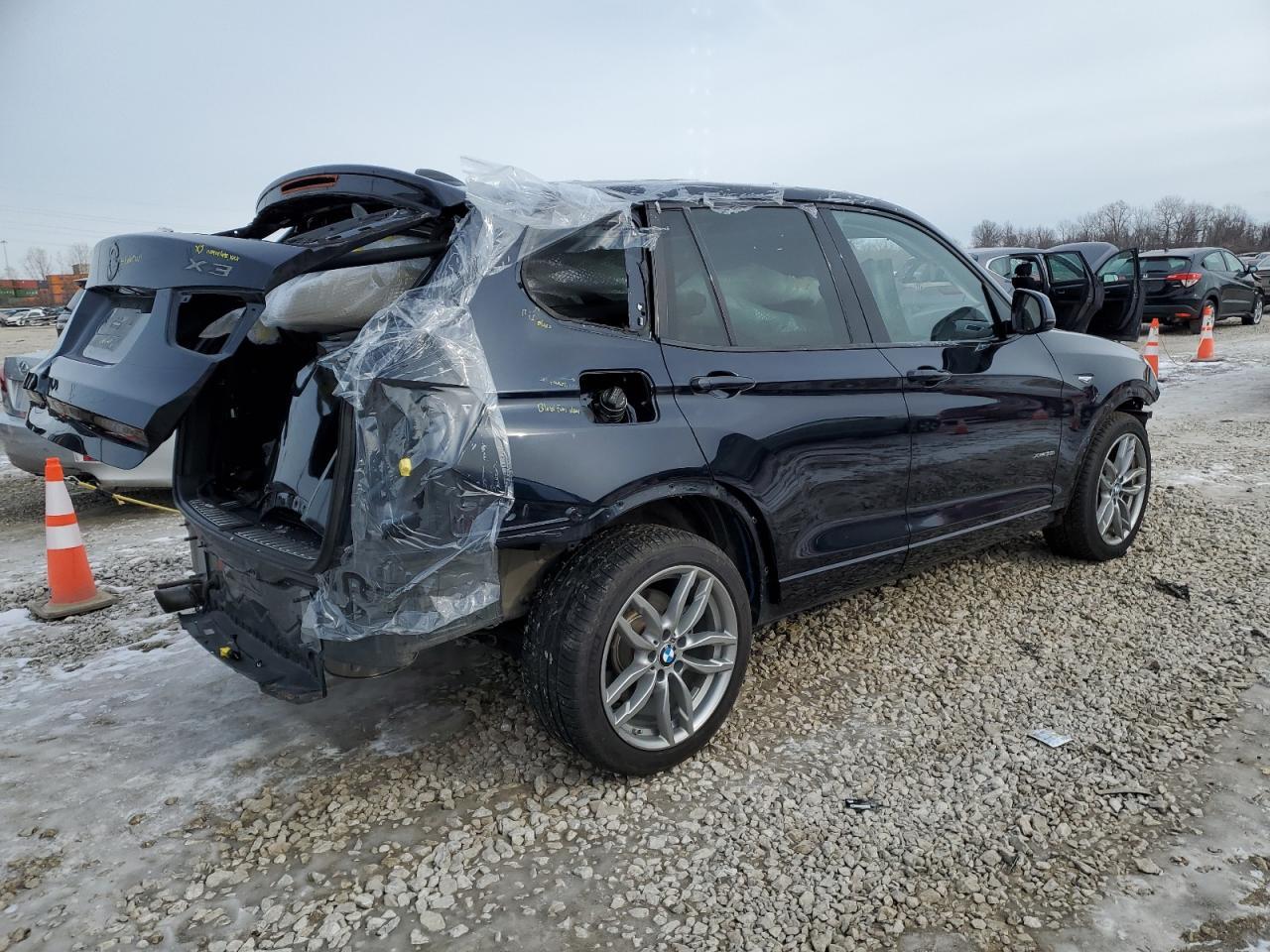 2017 BMW X3 xDrive35I - Фото 3