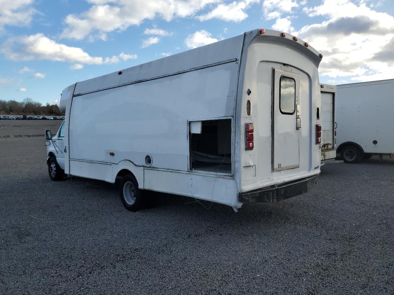 1996 Ford Econoline E450 Super Duty Cutaway Van Rv - Фото 3