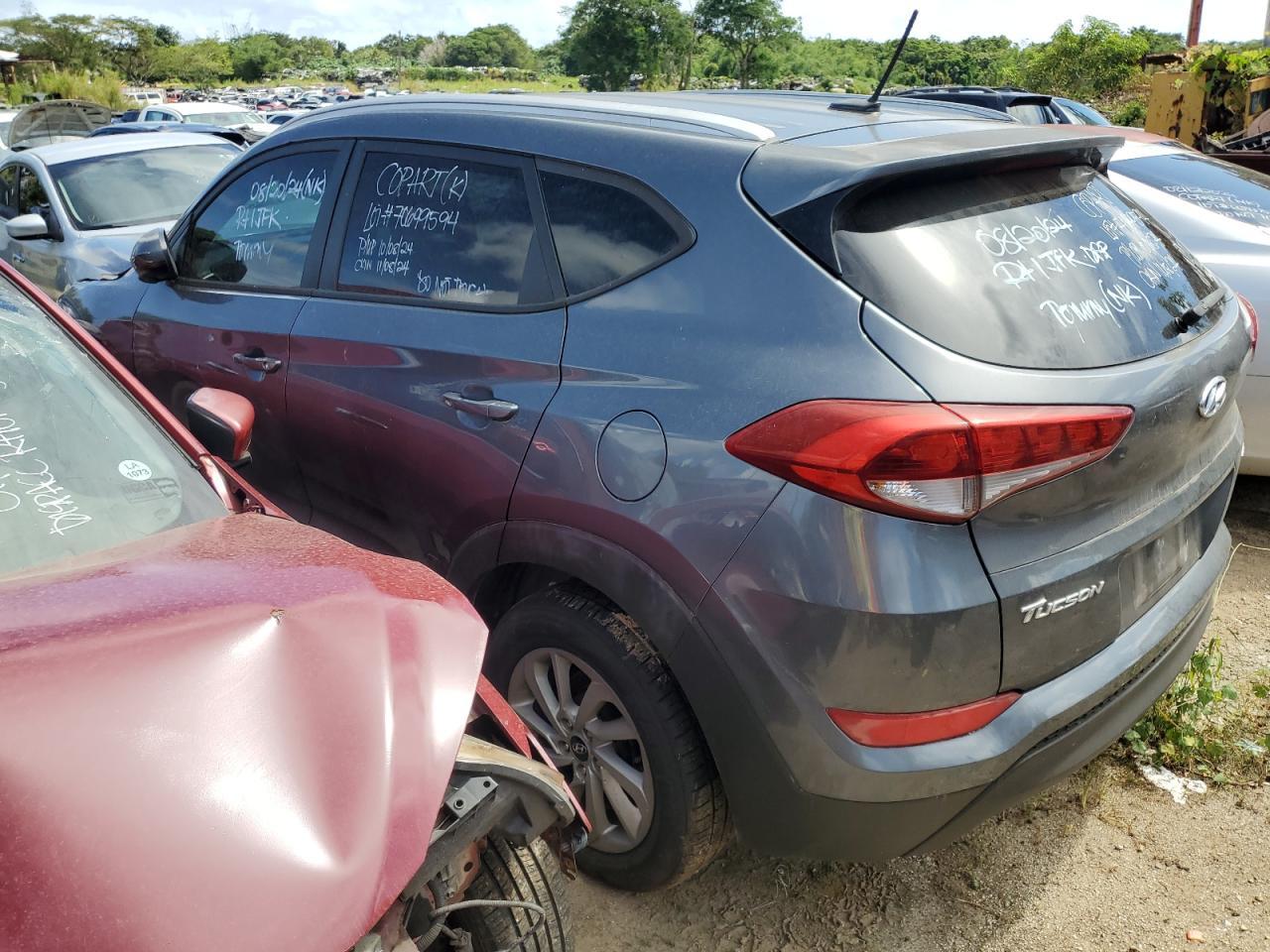 2016 Hyundai Tucson Limited - Image 2