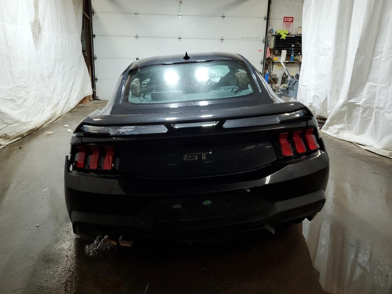 2024 Ford Mustang Gt - Фото 6