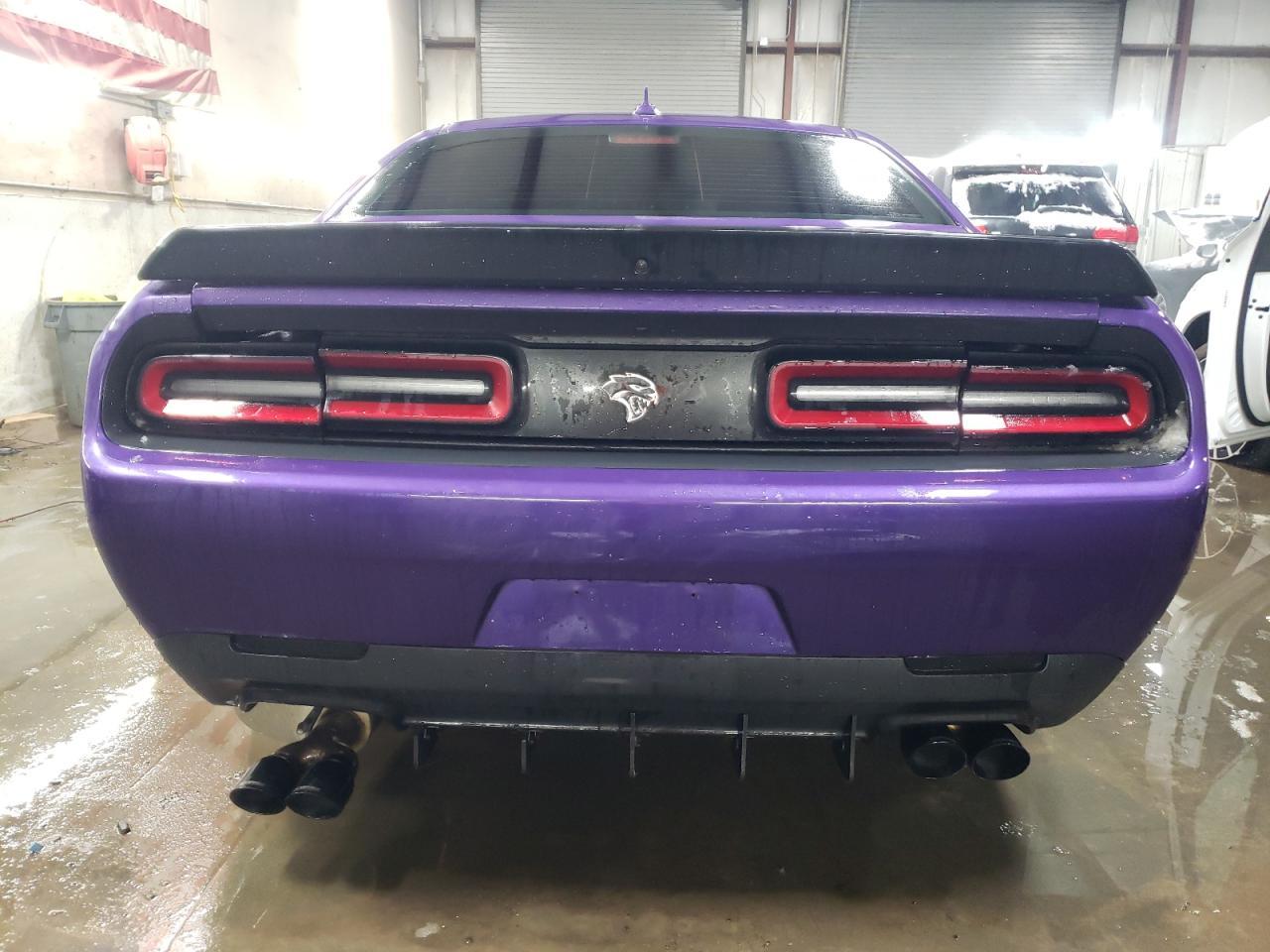 2016 Dodge Challenger Srt Hellcat - Image 6