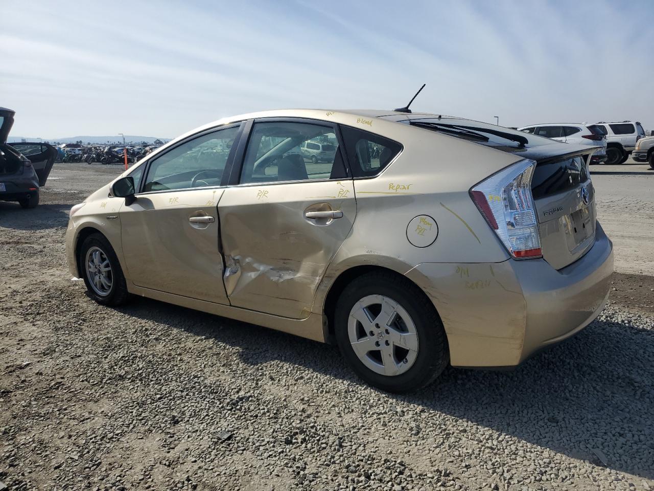 2011 Toyota Prius - Image 2