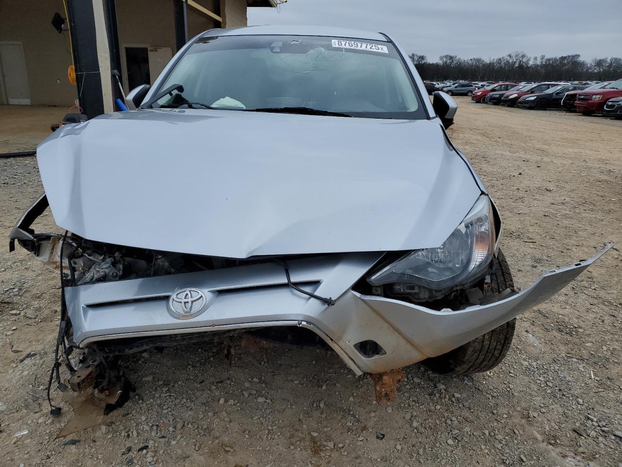 2017 Toyota Yaris Ia - Фото 5