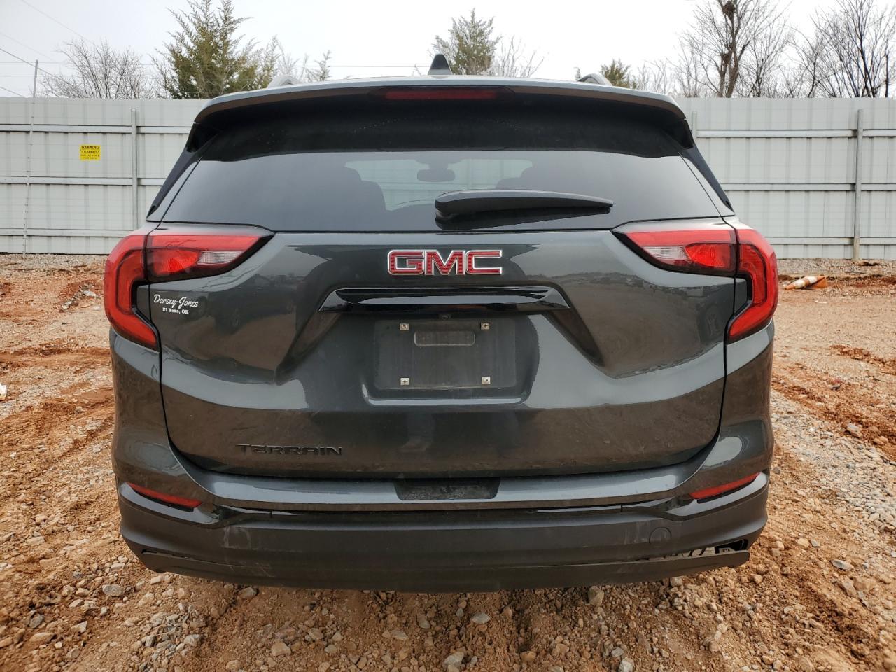 2021 GMC Terrain Sle - Image 6