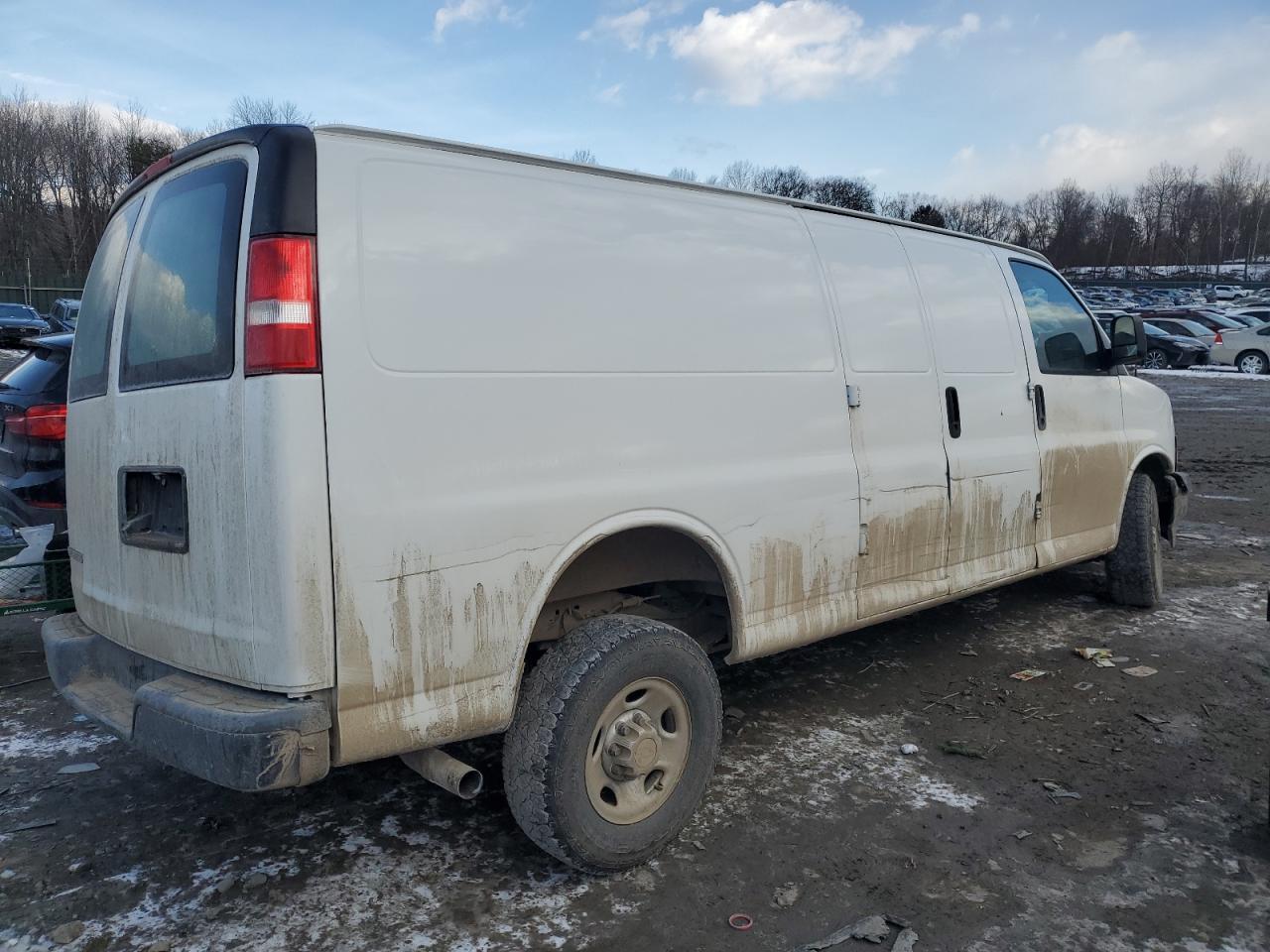 2021 Chevrolet Express G2500 - Фото 3