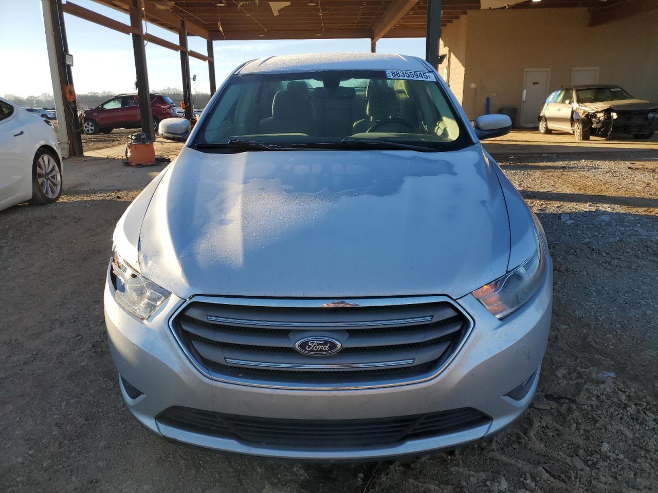 2016 Ford Taurus Sel - Фото 5