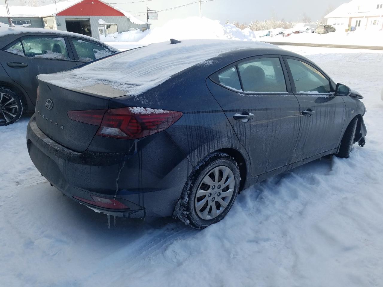 2020 Hyundai Elantra Sel - Фото 3