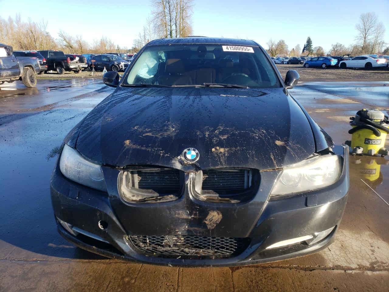 2011 BMW 335 Xi - Фото 5