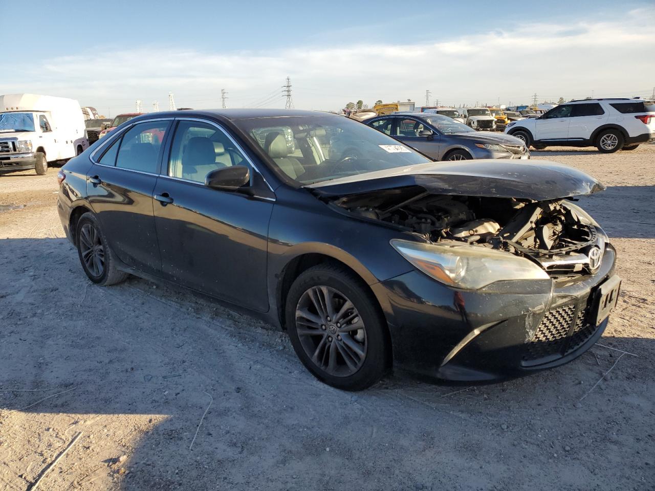 2015 Toyota Camry Le - Image 4