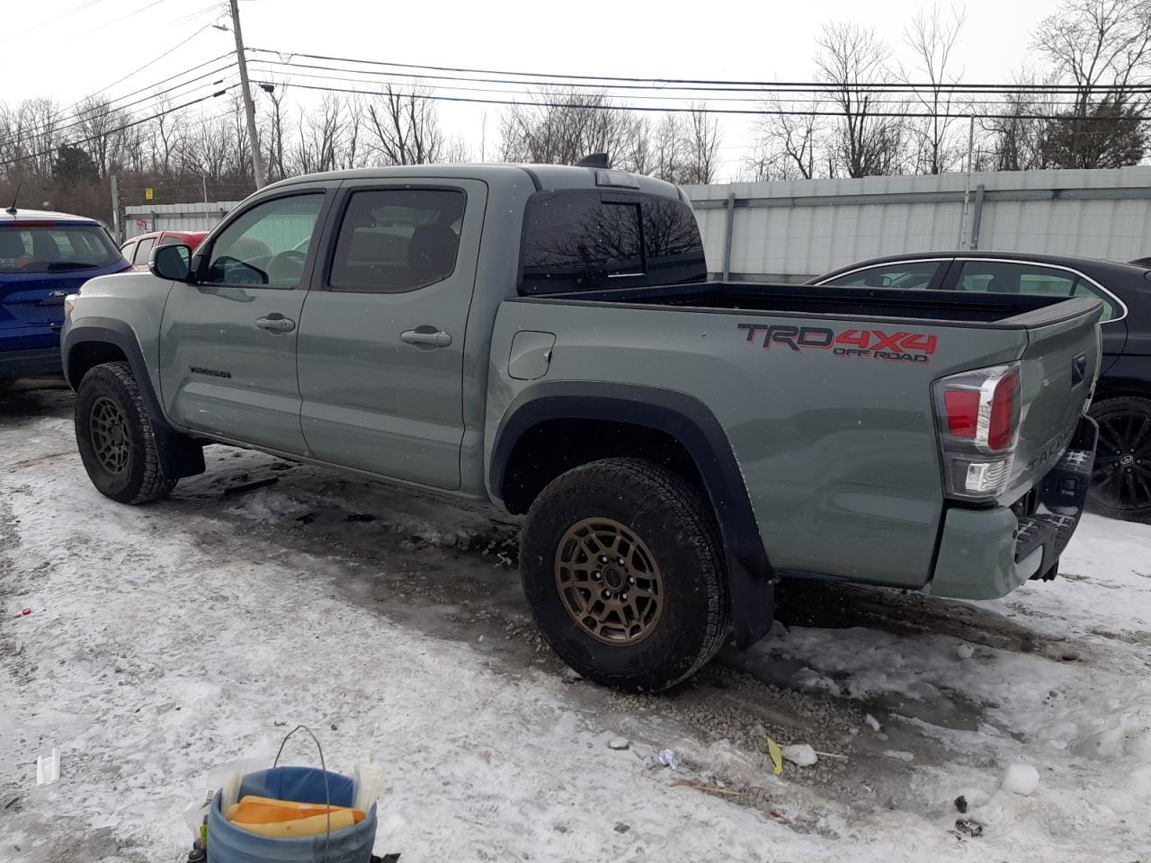 2023 Toyota Tacoma Double Cab - Фото 2