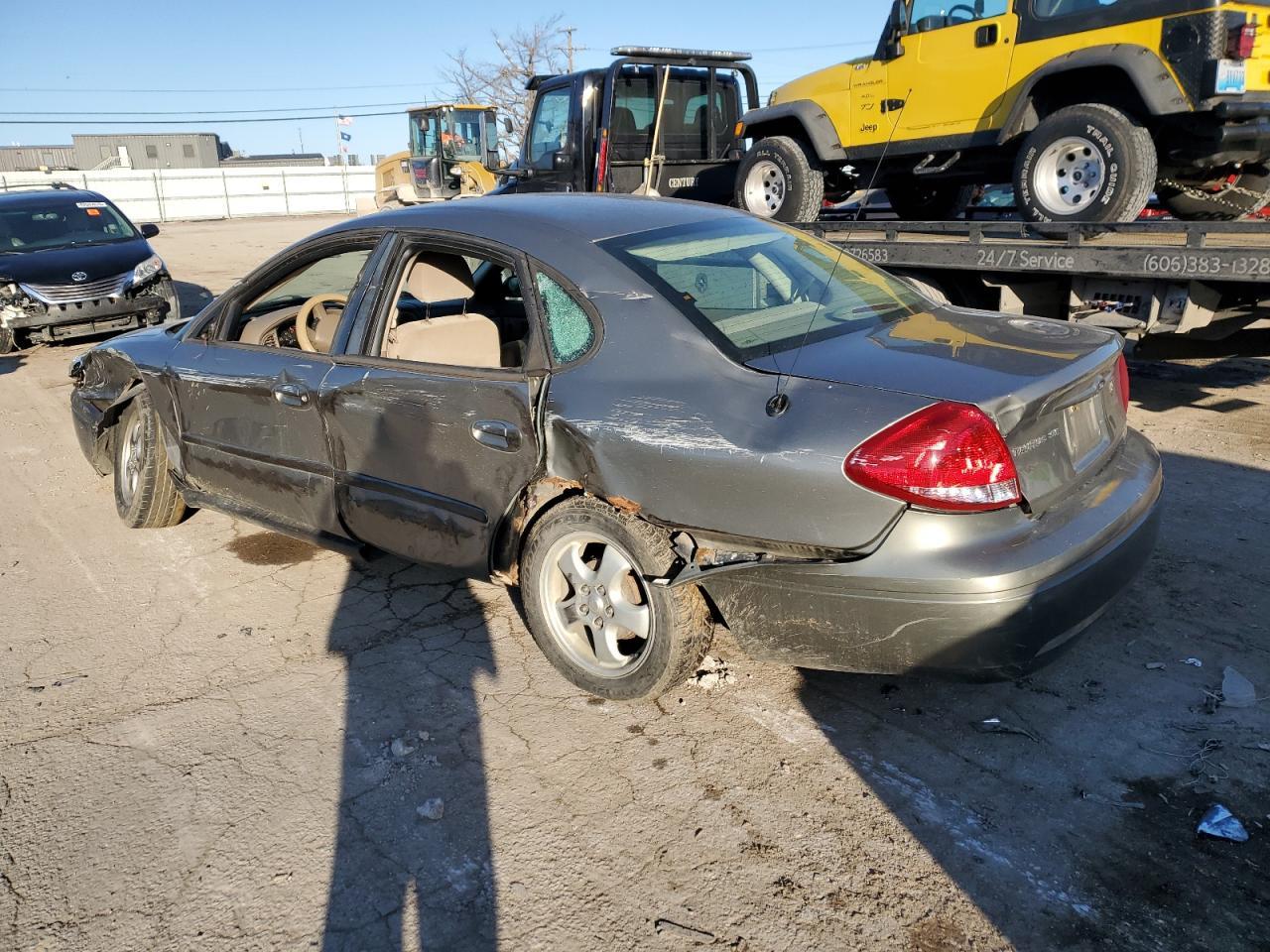 2004 Ford Taurus Se - Image 2
