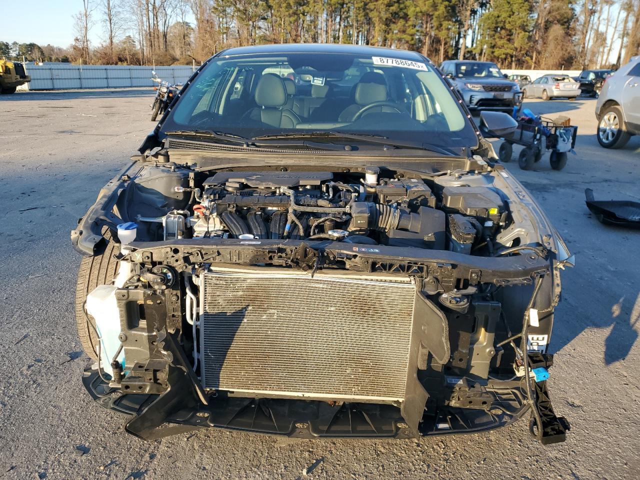 2024 Hyundai Elantra Limited - Фото 5
