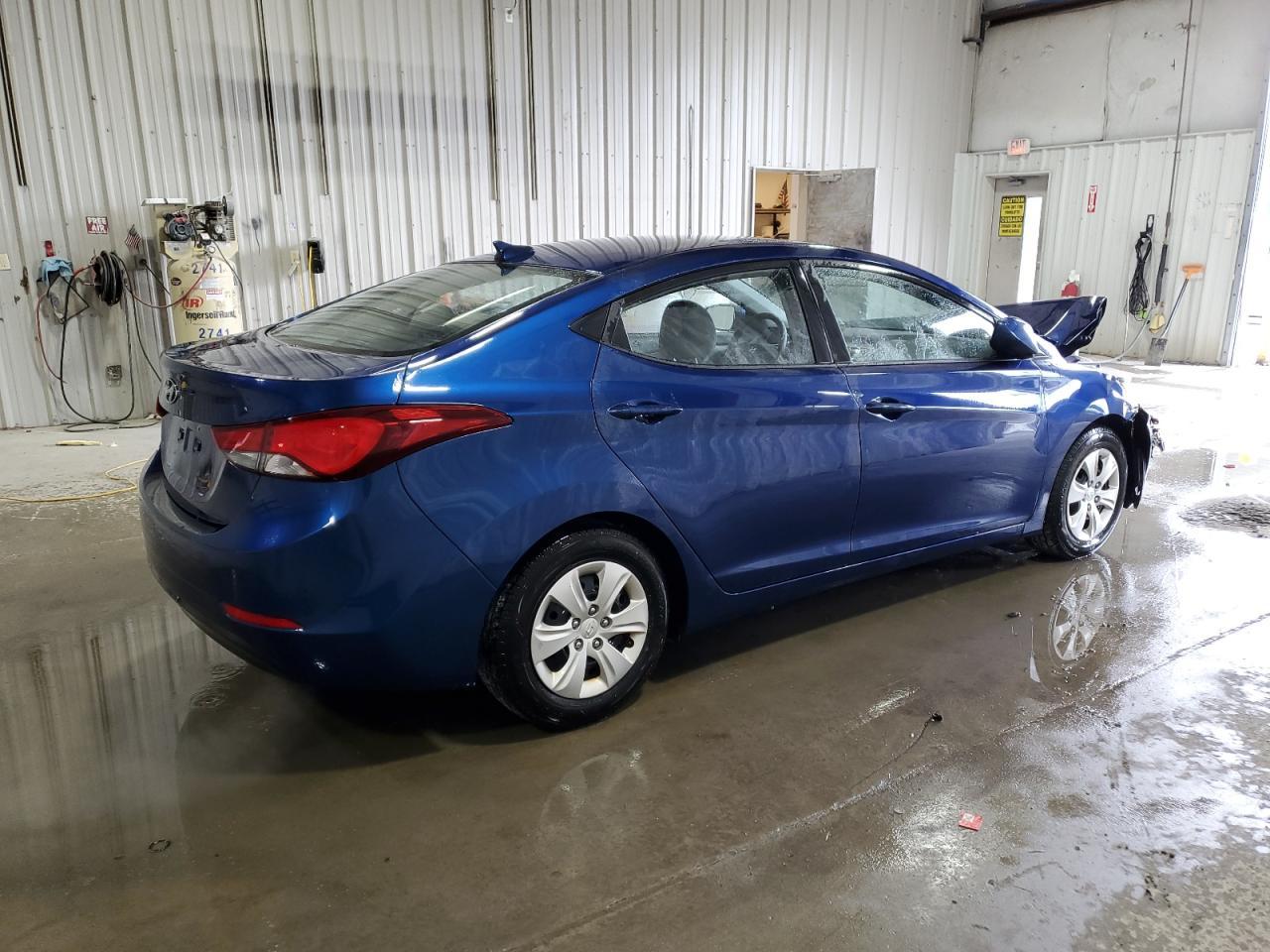 2016 Hyundai Elantra Se - Фото 3