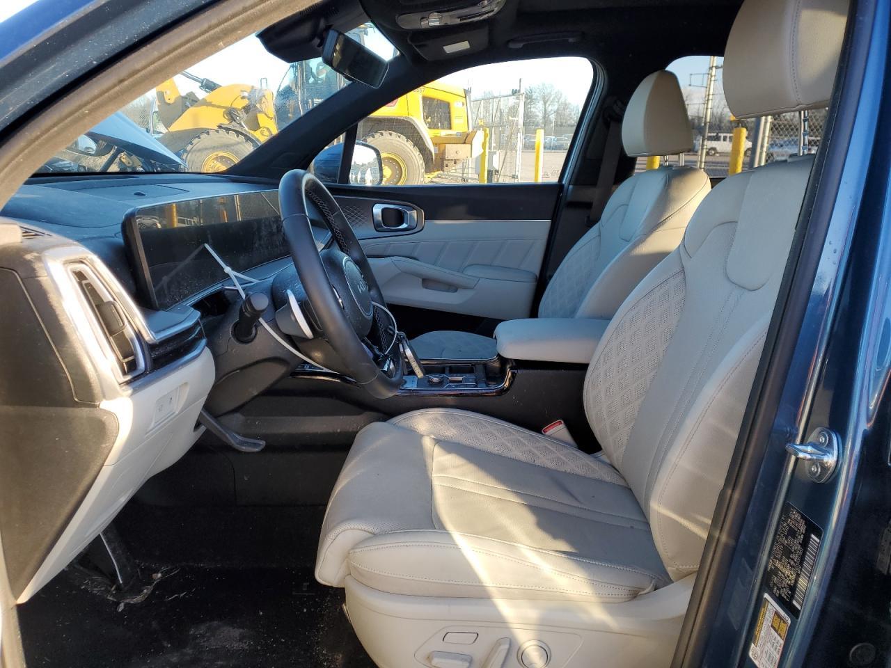 2025 Kia Sorento Sxp - Фото 7
