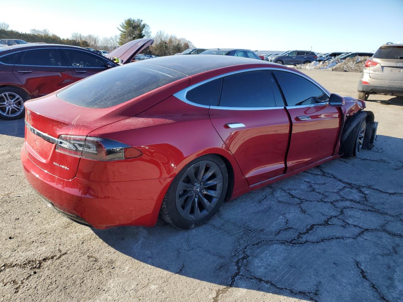 2020 Tesla Model S - Фото 3