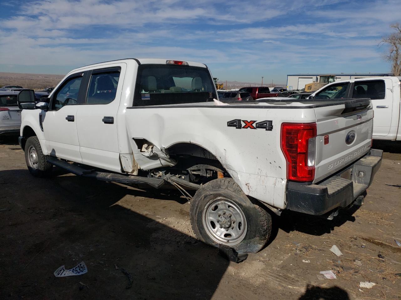 2019 Ford F250 Super Duty - Фото 2