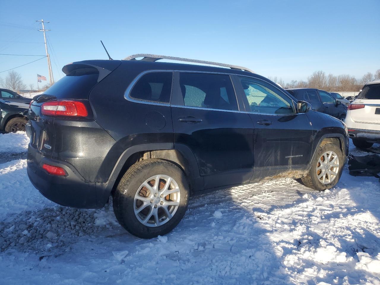 2015 Jeep Cherokee Latitude - Image 3