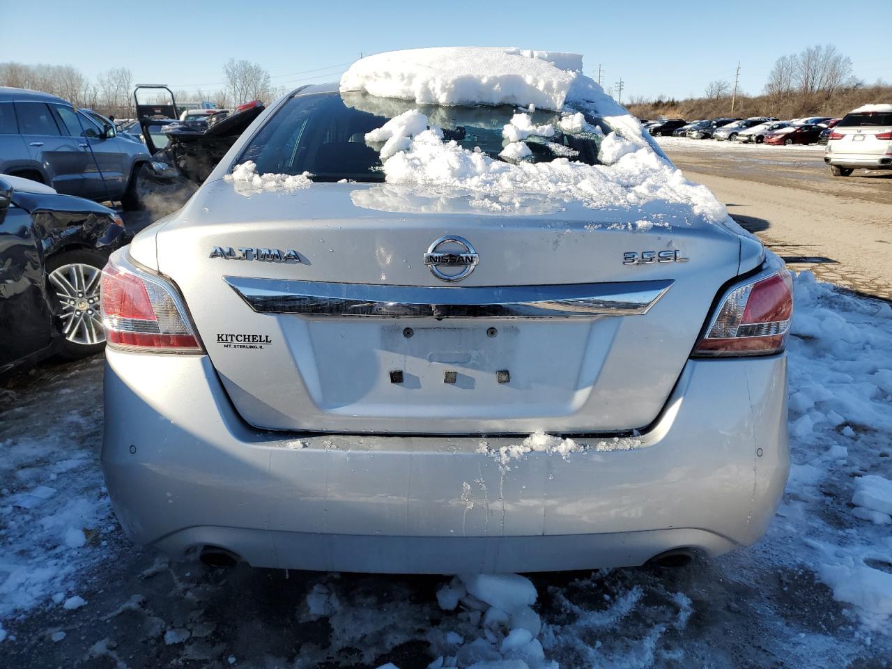 2015 Nissan Altima 3.5S - Image 6