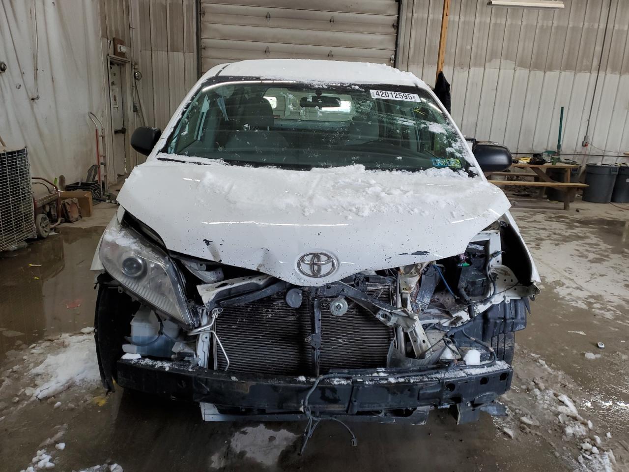 2015 Toyota Sienna - Фото 5