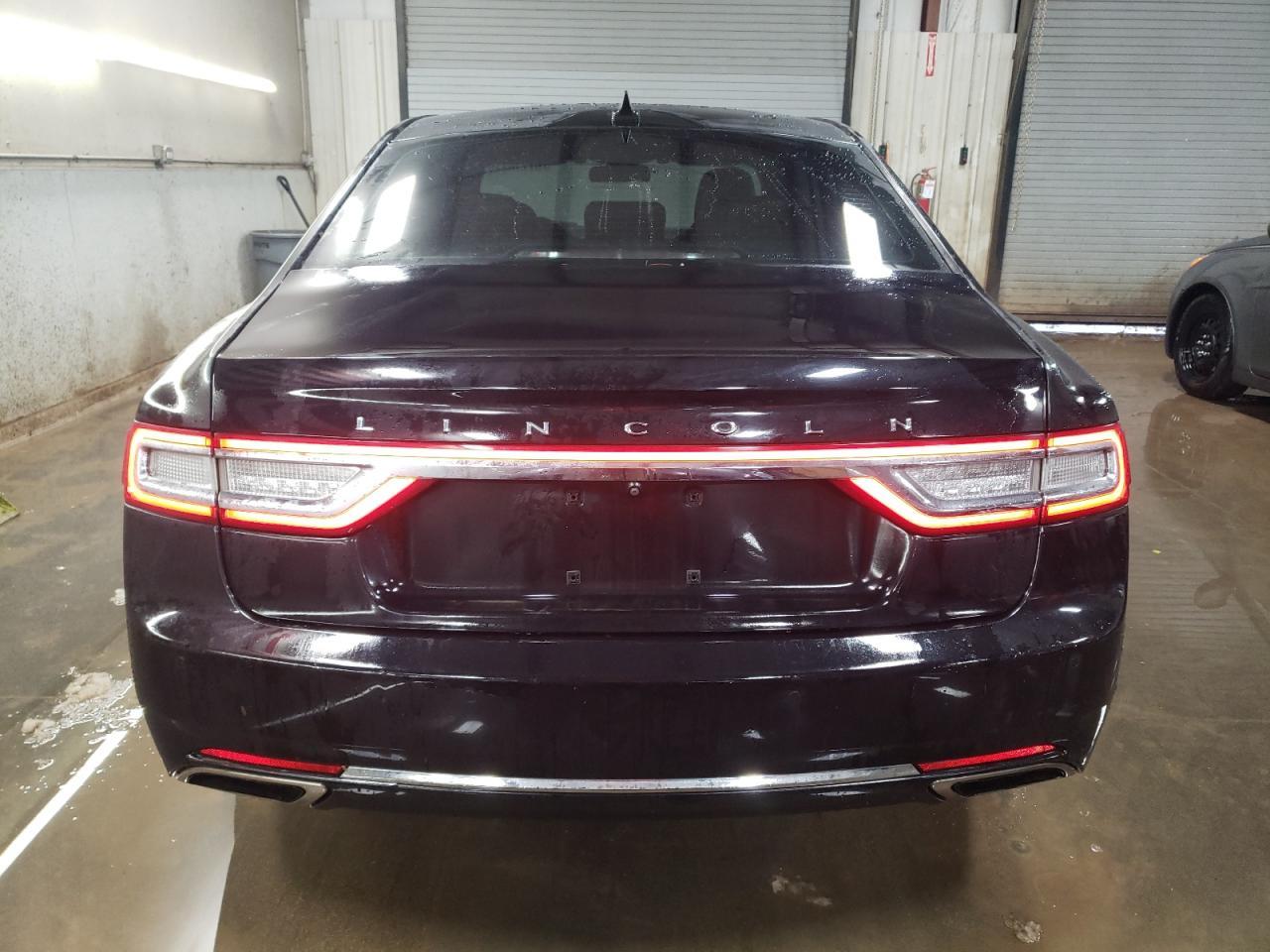2019 Lincoln Continental Reserve - Фото 6