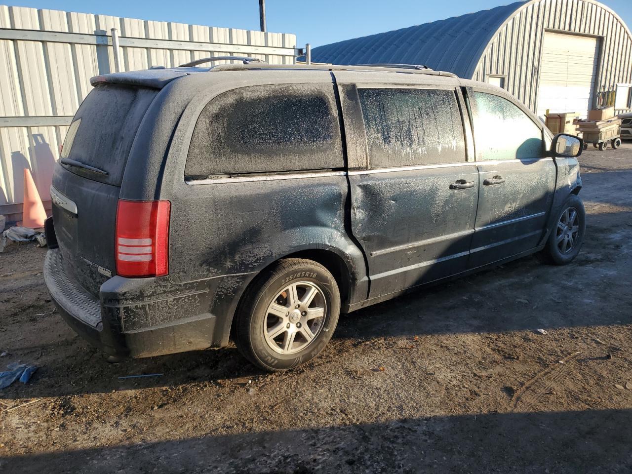 2009 Chrysler Town & Country Touring - Фото 3