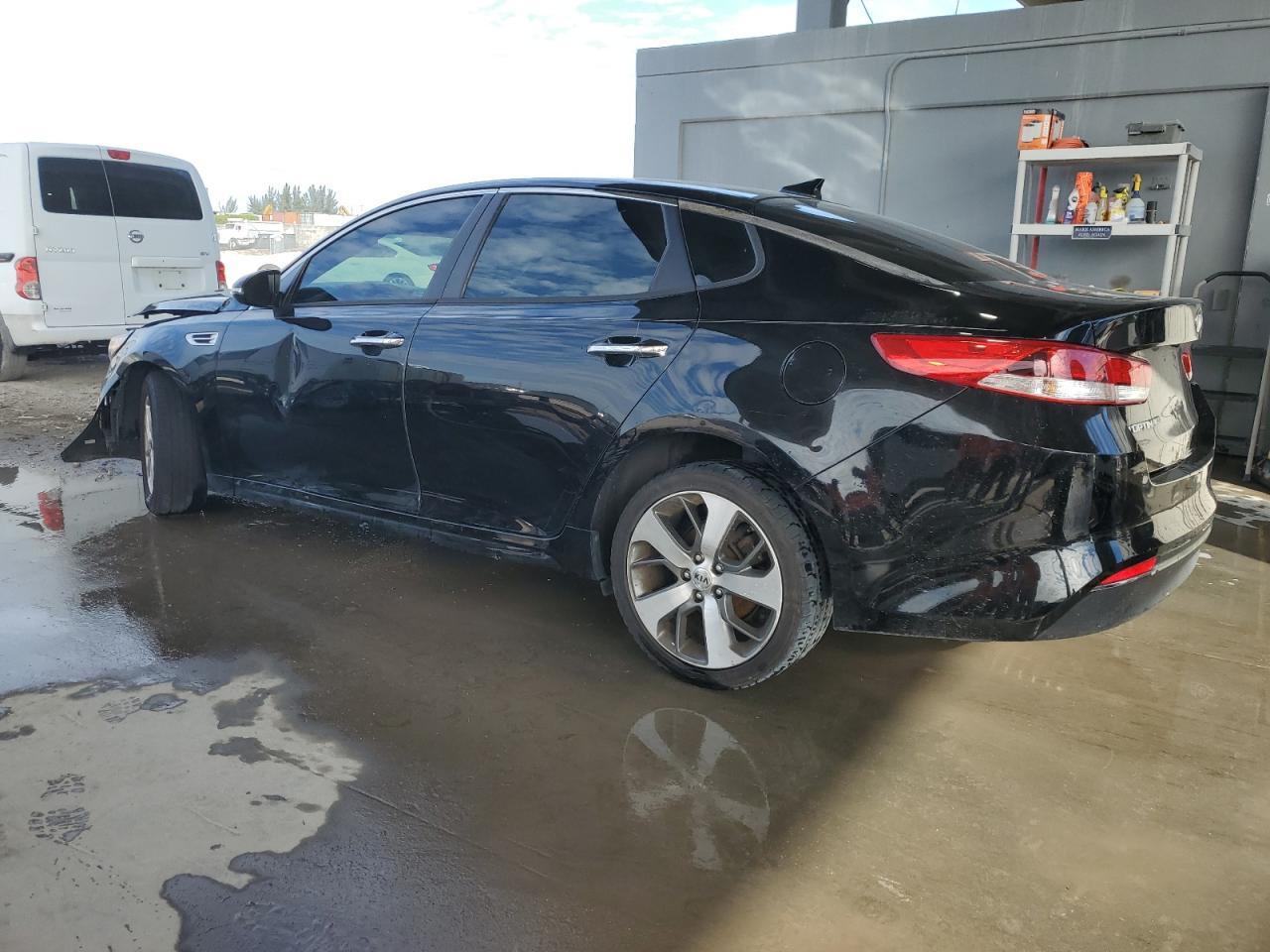 2017 Kia Optima Lx - Image 2