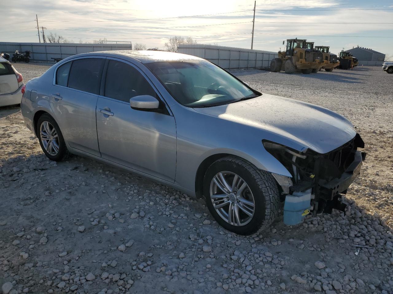 2010 Infiniti G37 Base - Фото 4