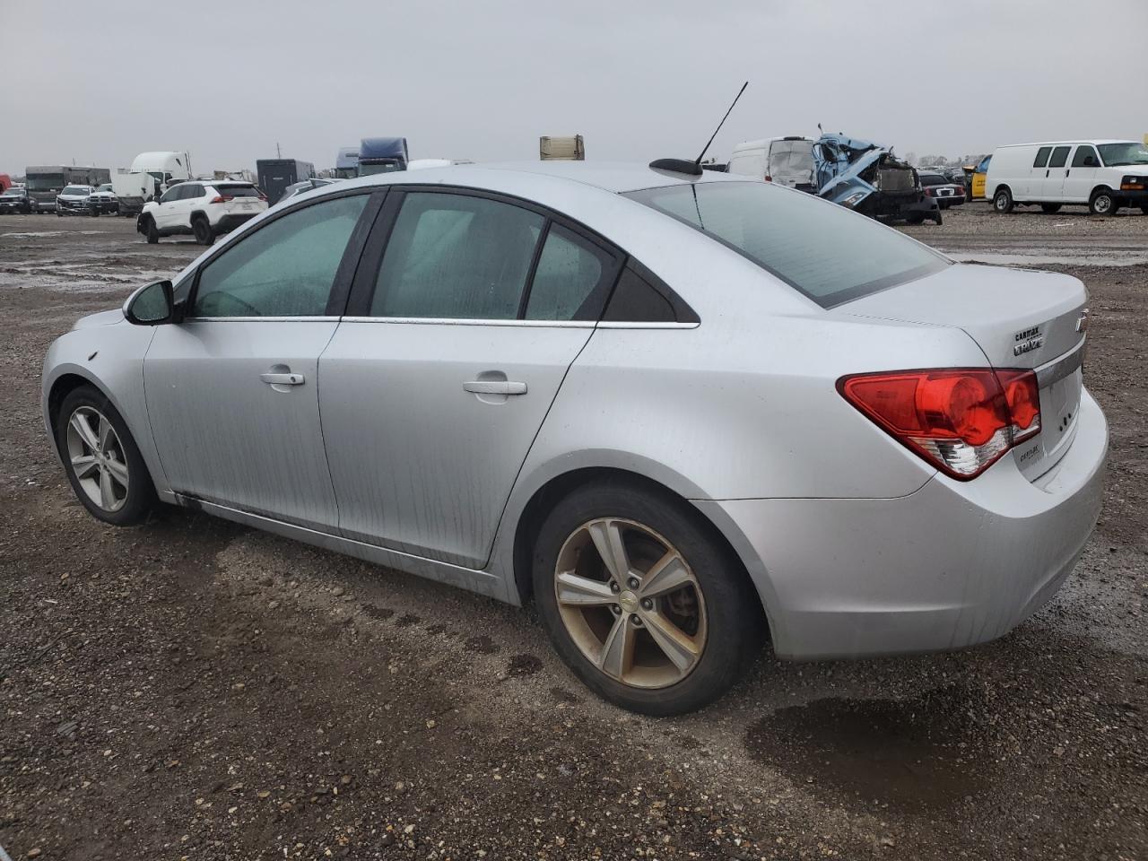 2015 Chevrolet Cruze Lt - Image 2