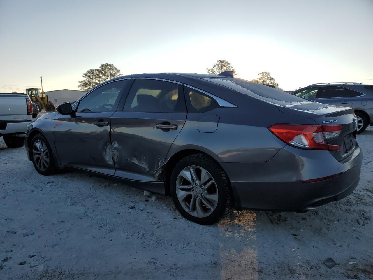 2020 Honda Accord Lx - Фото 2