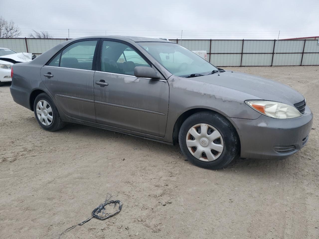 2002 Toyota Camry Le - Image 4