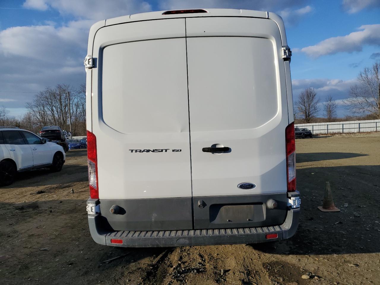 2016 Ford Transit T-150 - Фото 6