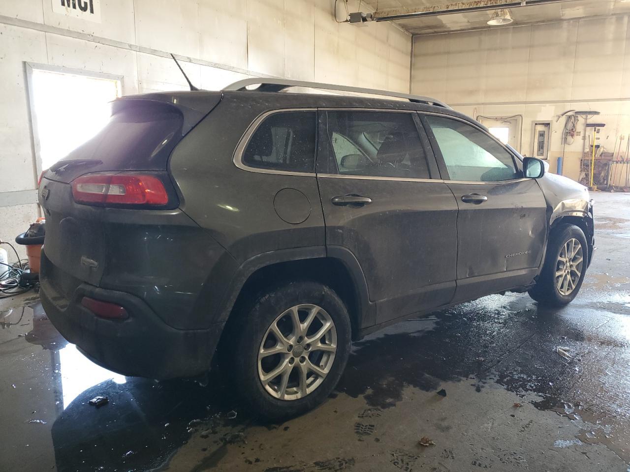 2016 Jeep Cherokee Latitude - Фото 3