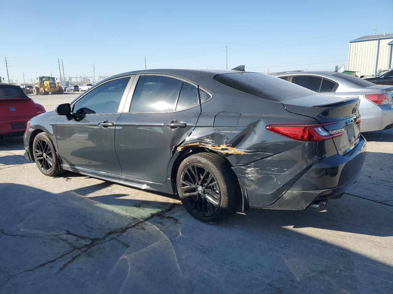 2025 Toyota Camry Xse - Фото 2