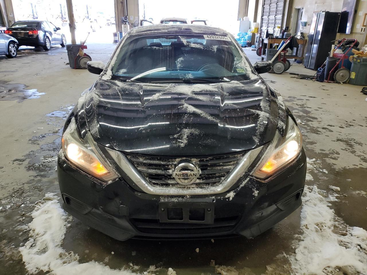 2016 Nissan Altima 2.5 - Фото 5