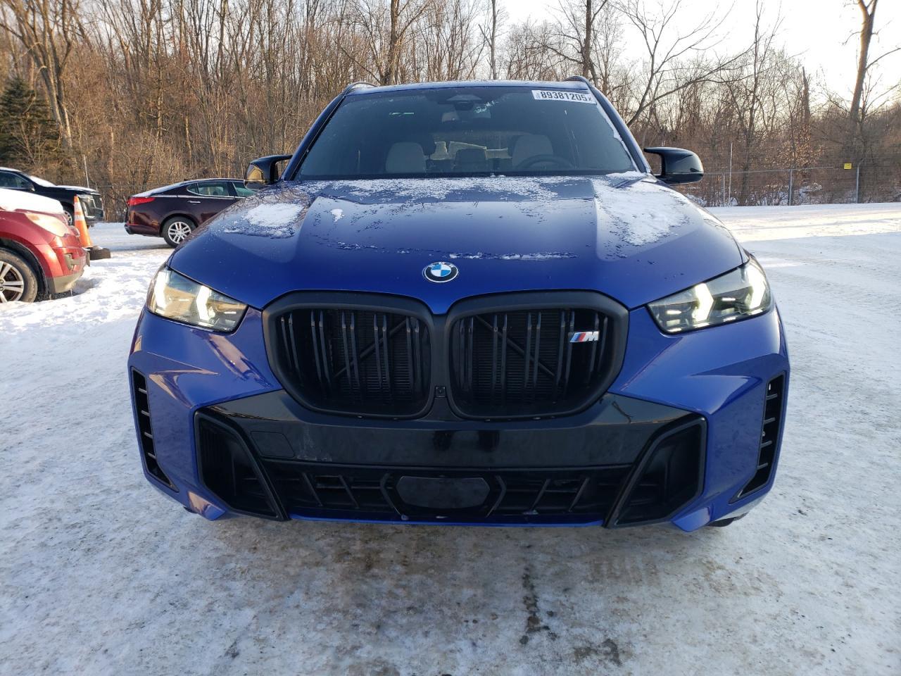 2025 BMW X5 M60I - Фото 5