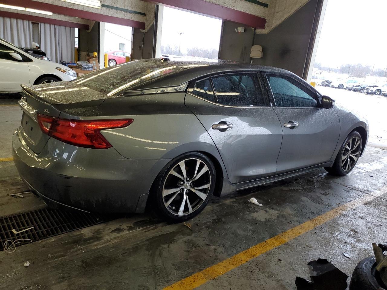 2016 Nissan Maxima 3.5S - Фото 3