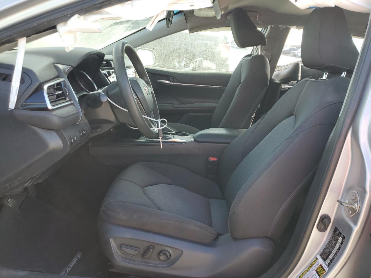 2018 Toyota Camry L - Фото 7