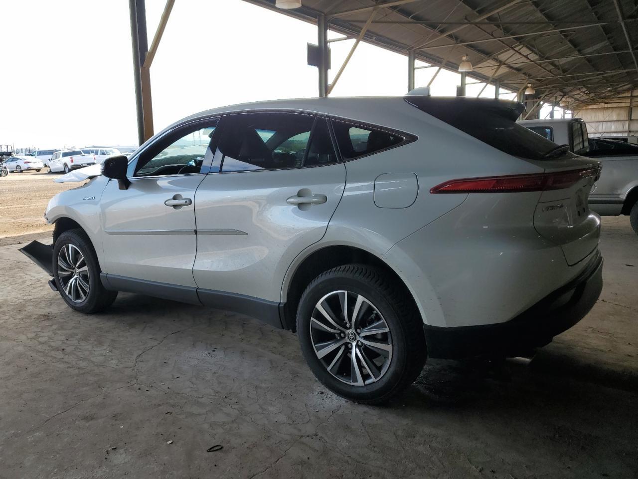 2021 Toyota Venza Le - Фото 2