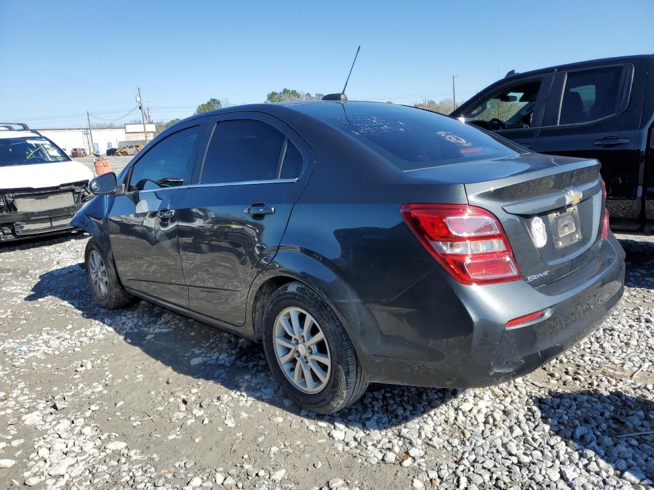 2017 Chevrolet Sonic Lt - Image 2
