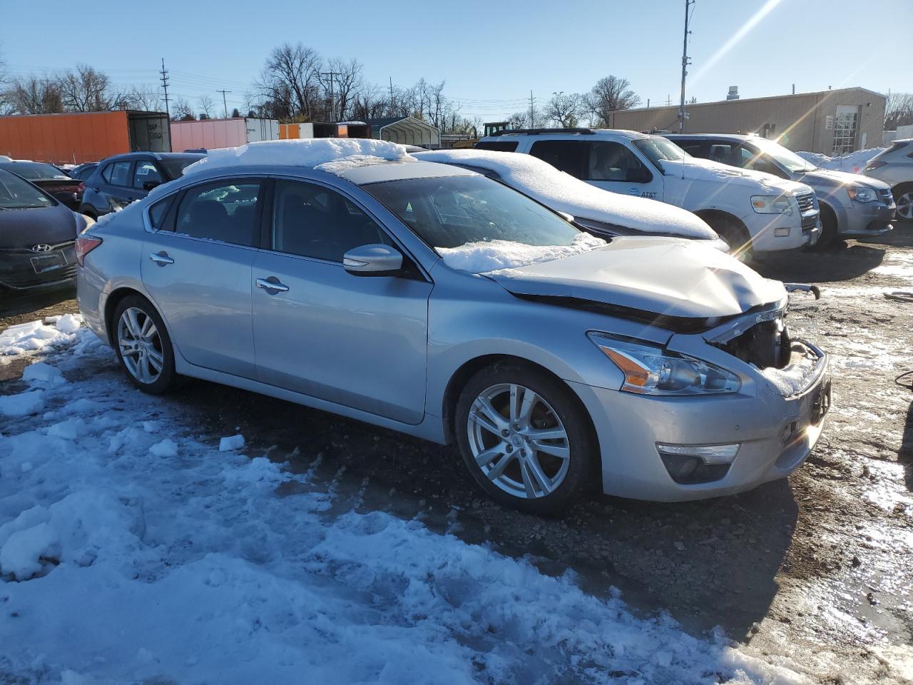2015 Nissan Altima 3.5S - Image 4