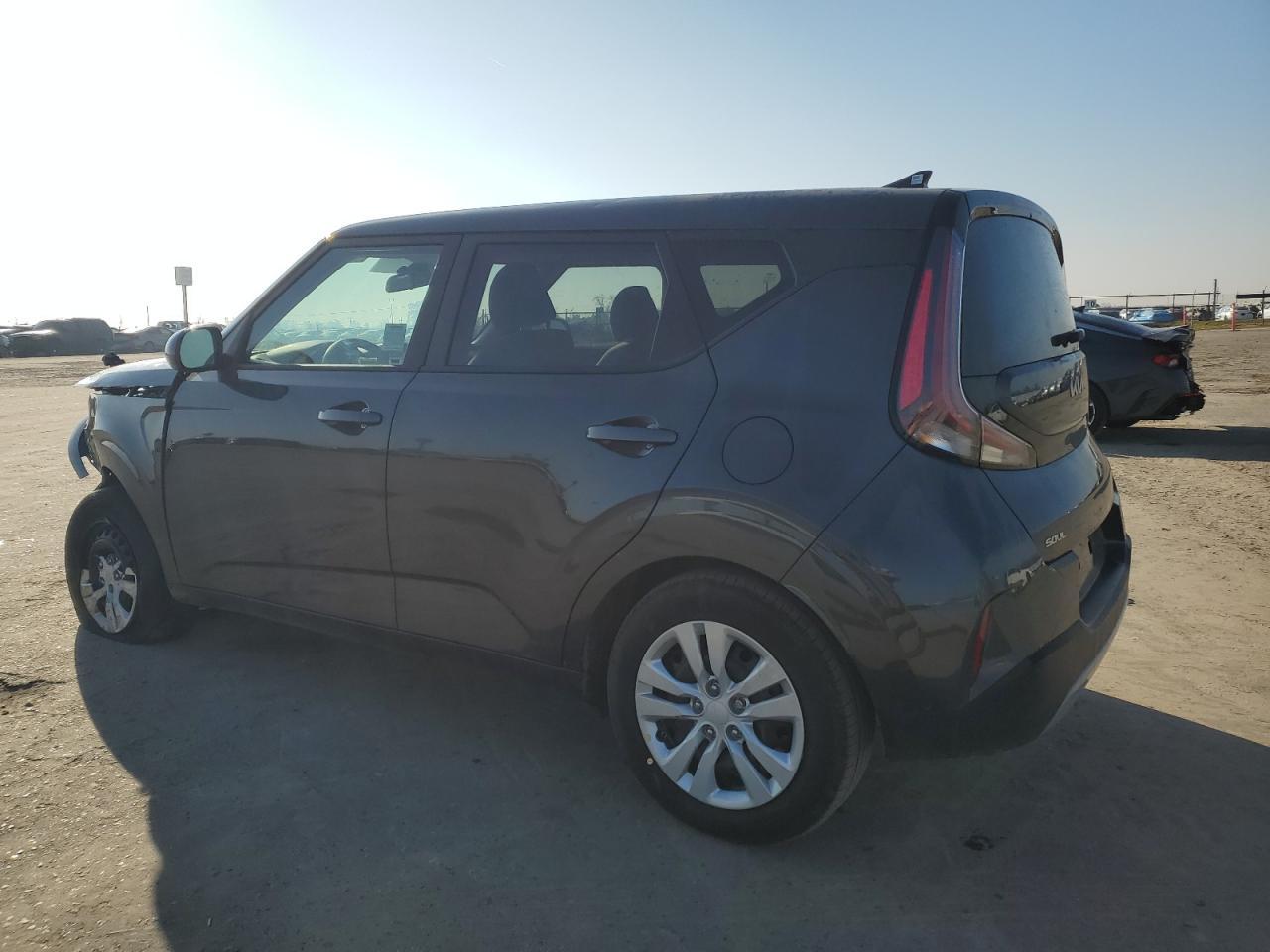 2025 Kia Soul Lx - Image 2