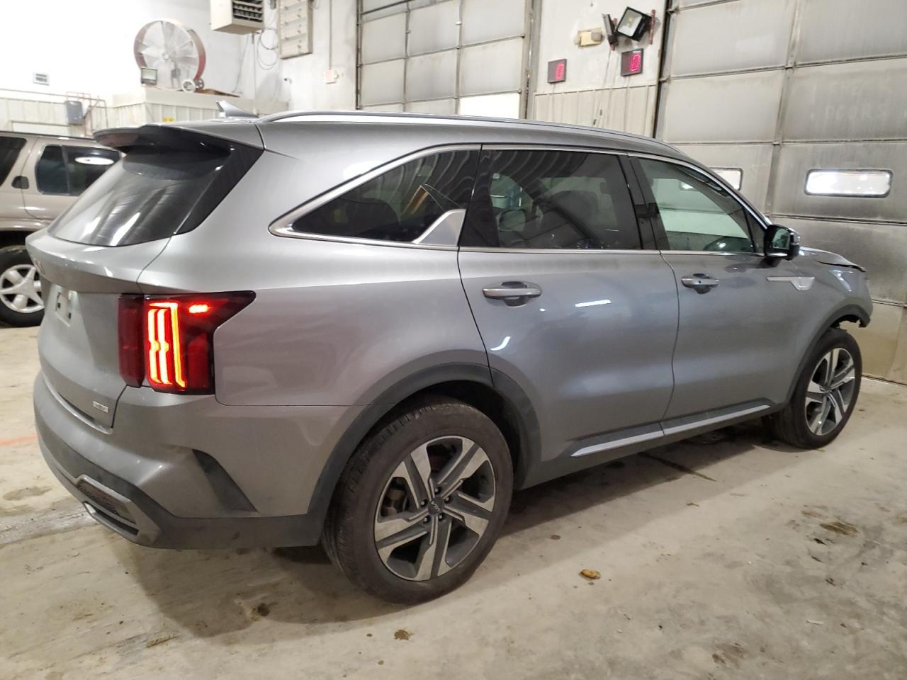 2023 Kia Sorento Sxp - Фото 3