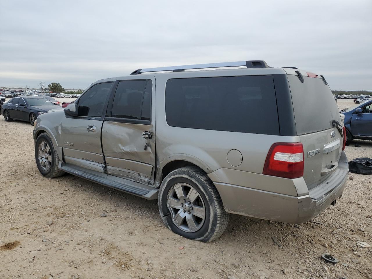 2008 Ford Expedition El Limited - Image 2